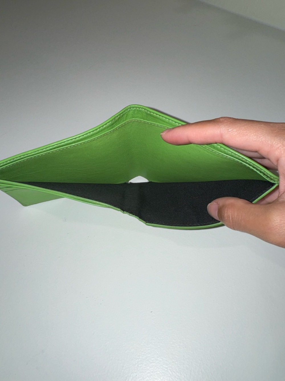 Balenciaga GREEN Bi-Fold Men’s Wallet - Picture 6 of 9